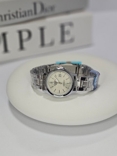 ساعت مچی زنانه کاسیو CASIO صفحه دودی