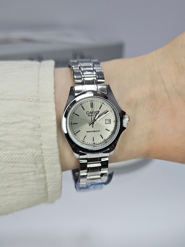 ساعت مچی زنانه کاسیو CASIO صفحه دودی